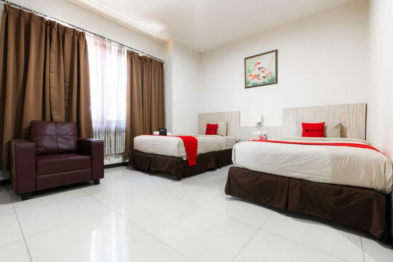 Agraha Andalas Hotel Macasar Exterior foto